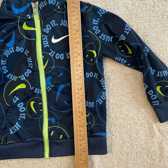 Nike & Under Armour 2 Pack Toddler Boys 24M Activewear Set Jacket Shirt Shorts - Picture 6 of 16